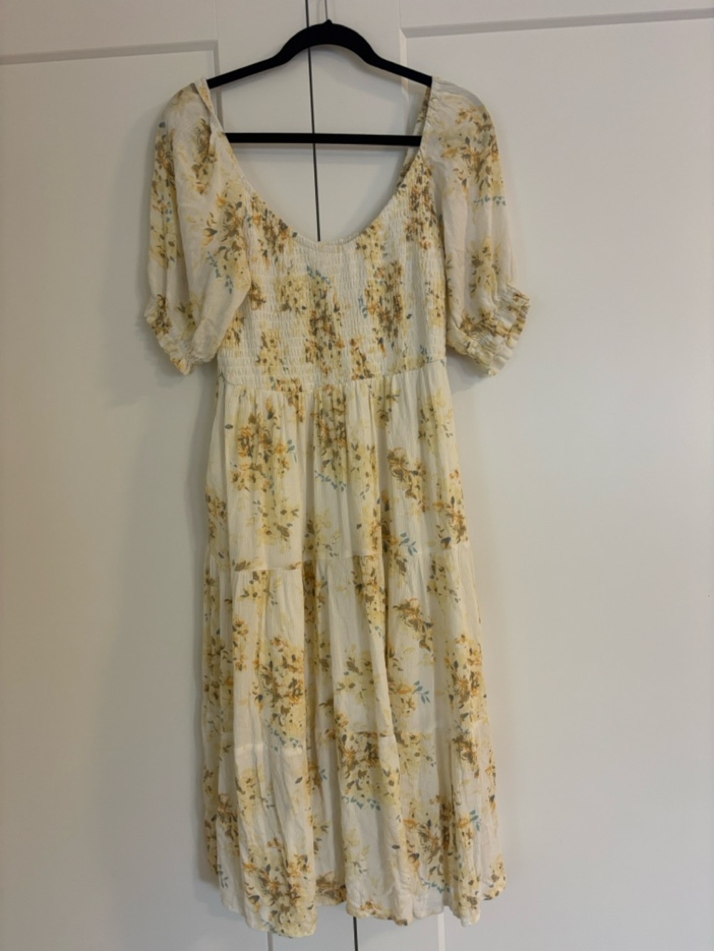 Women’s Cream Floral Midi Dress - Lightweight Tiered Summer Dress size M